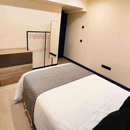 Vivienda Unifamiliar Ventana A La Clerecia Nyaraló