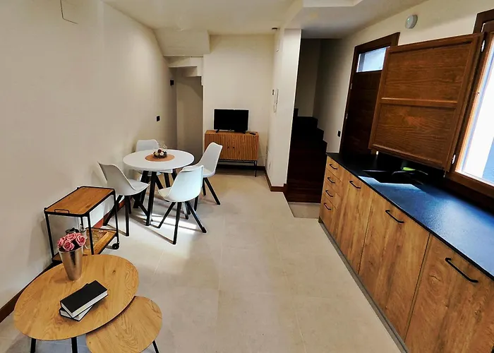 Vivienda Unifamiliar Ventana A La Clerecia サラマンカ